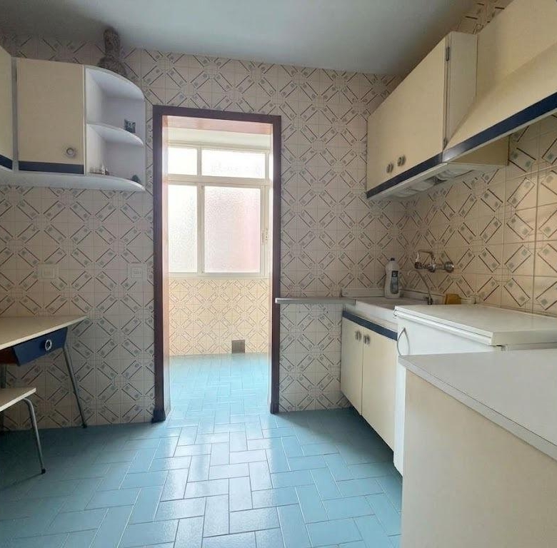 Piso en venta en Ciudad Jardín, 3 habitaciones, muy bien ubicado y con excelente orientación