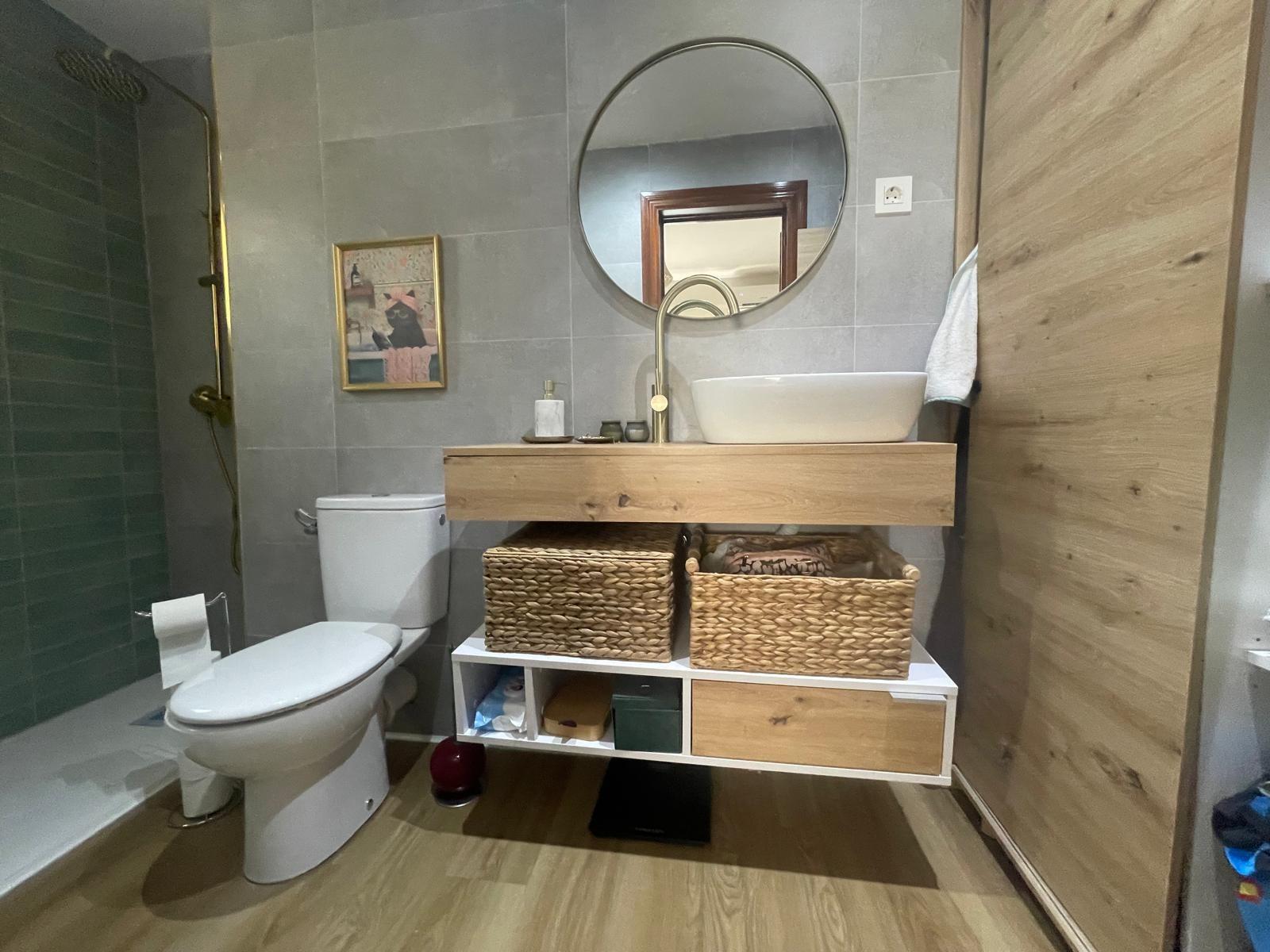 Piso en venta en Ciudad Jardín, 3 habitaciones, con terraza, la sensación de vivir en una casa