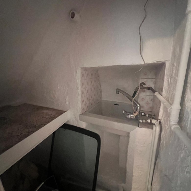 Casa en venta en Yunquera, 2 plantas más azotea, con licencia turística