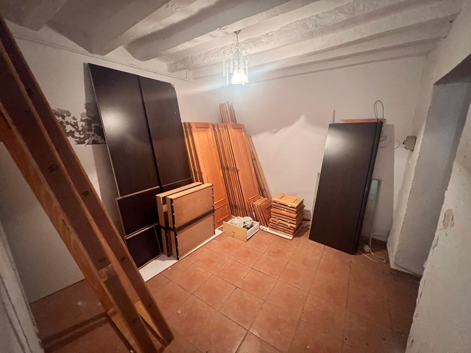 Casa en venta en Yunquera, 2 plantas más azotea, con licencia turística