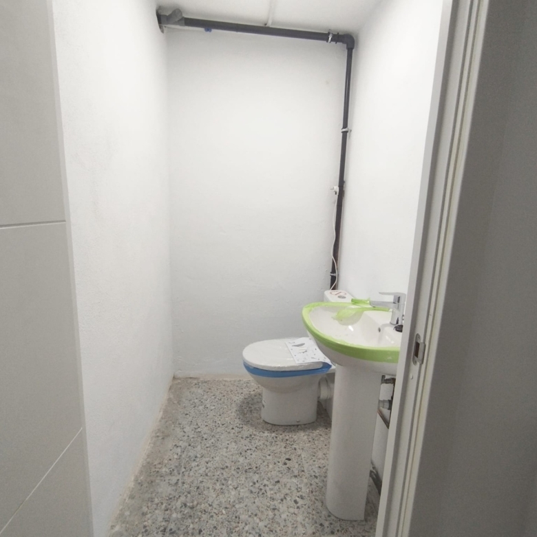 Local en alquiler para oficina en el Molinillo