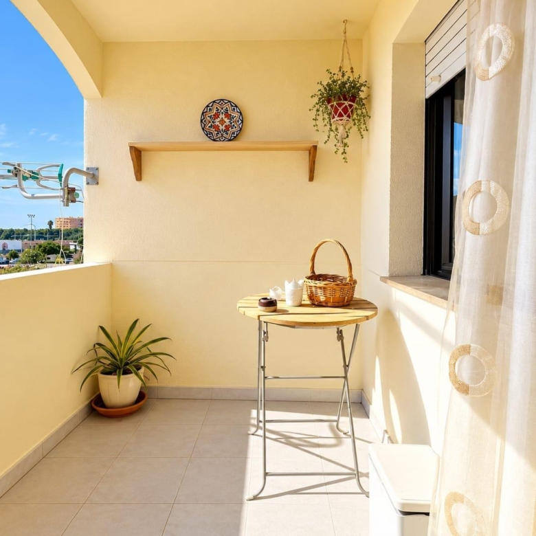 ORIENTACIÓN SUR CON TERRAZA Y GARAJE