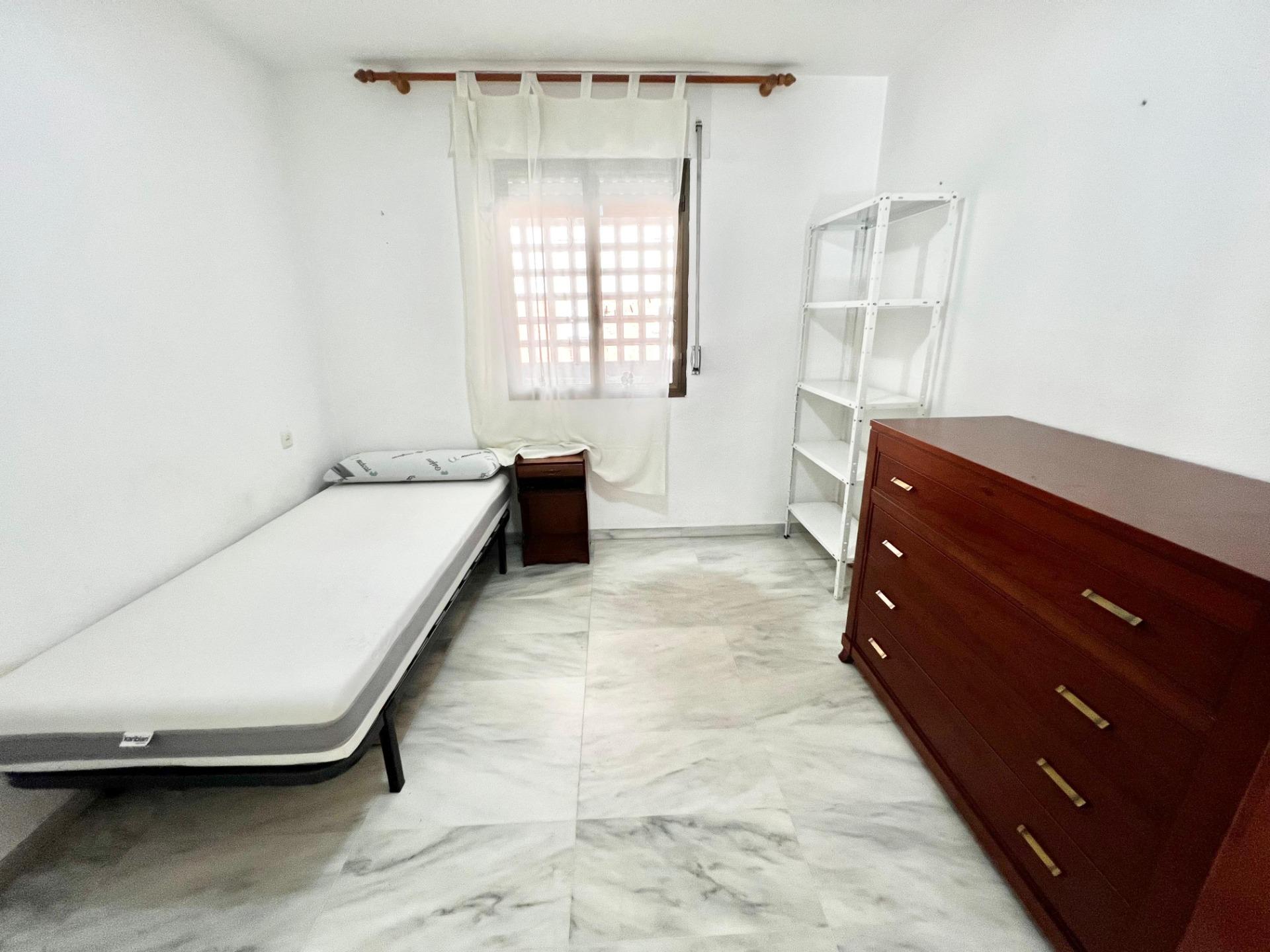ORIENTACIÓN SUR CON TERRAZA Y GARAJE
