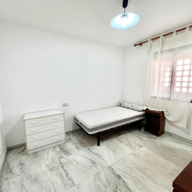 ORIENTACIÓN SUR CON TERRAZA Y GARAJE