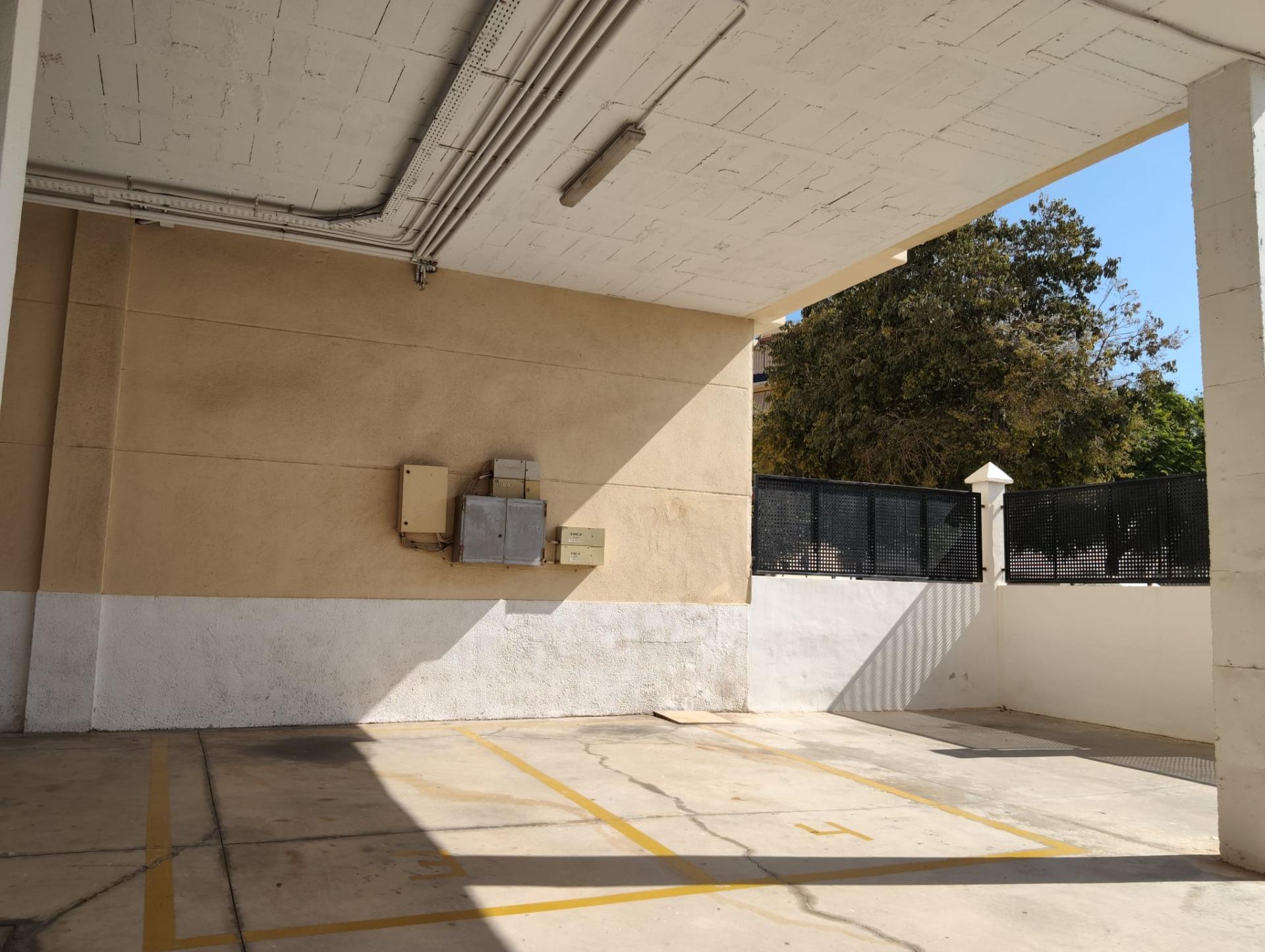 ORIENTACIÓN SUR CON TERRAZA Y GARAJE
