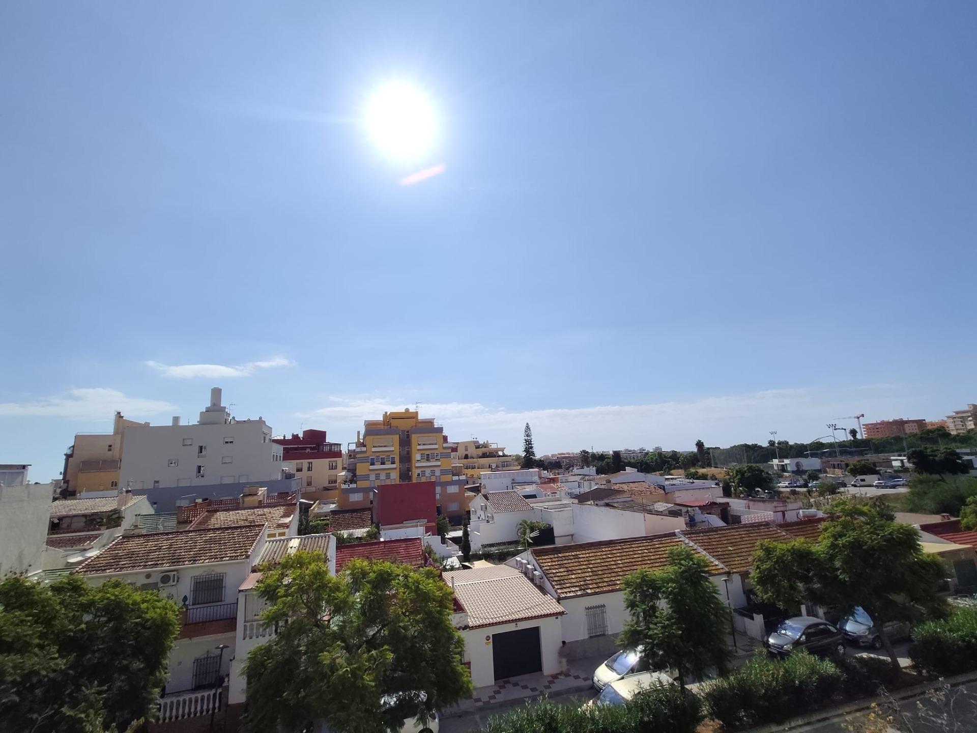 ORIENTACIÓN SUR CON TERRAZA Y GARAJE