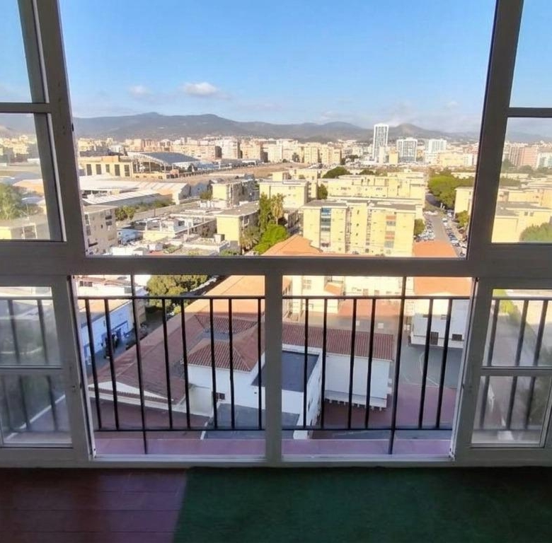 3 Habitaciones con terraza y vistas despejadas
