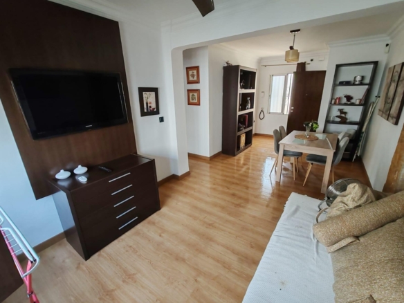 Habitaciones en alquiles zona La Aurora