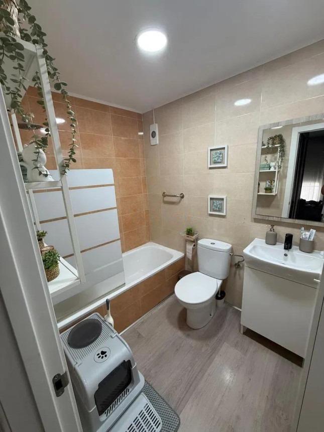 Piso en venta a un paso del Centro Histórico, 2 habitaciones, terraza/despacho y patio