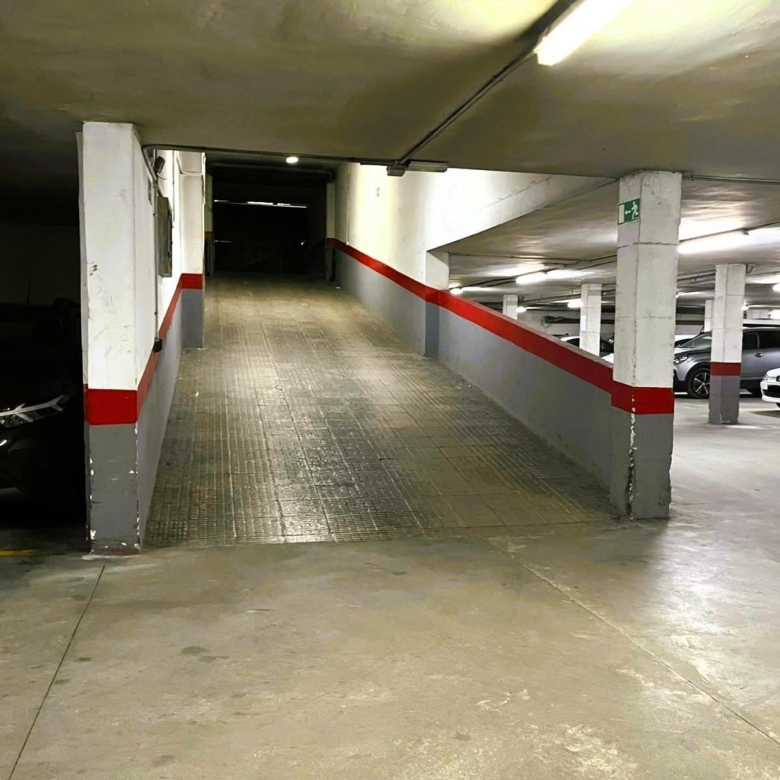 Garaje en venta en La Luz