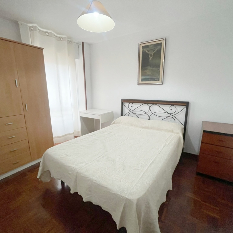 Vivienda en alquiler con plaza de garaje  junto a la Estación de Tren María Zambrano