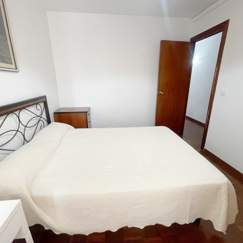 Vivienda en alquiler con plaza de garaje  junto a la Estación de Tren María Zambrano