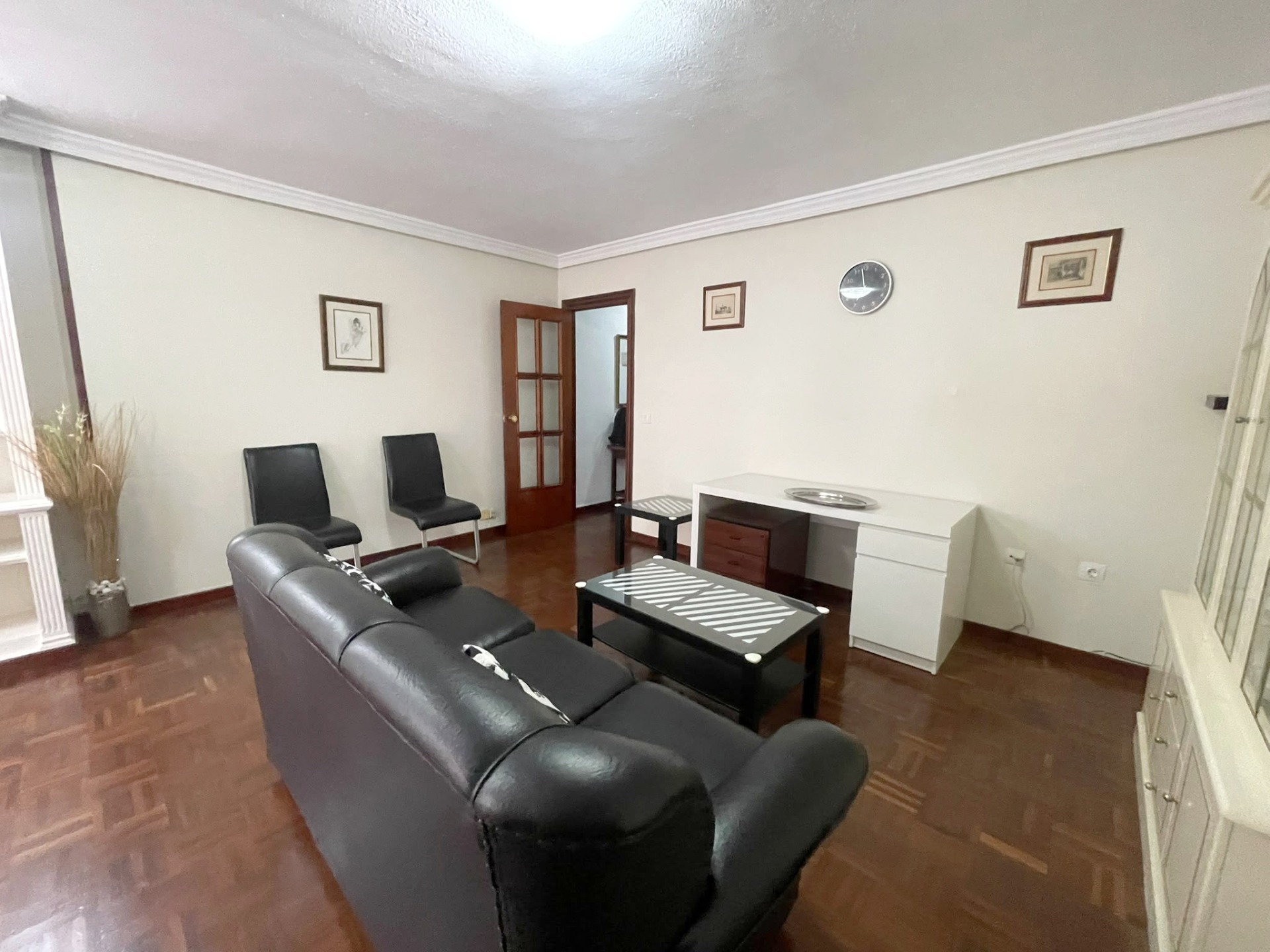 Vivienda en alquiler con plaza de garaje  junto a la Estación de Tren María Zambrano