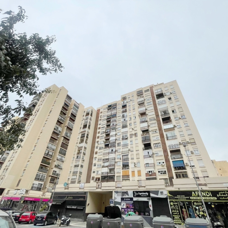 Vivienda en alquiler con plaza de garaje  junto a la Estación de Tren María Zambrano