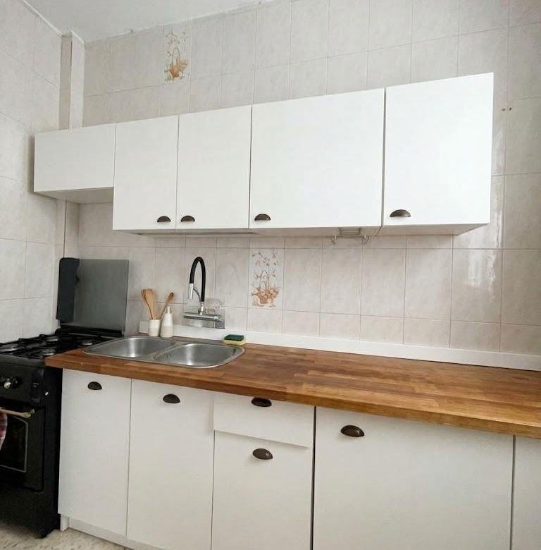 Casa en venta en Ciudad Jardín, 4 habitaciones, gran terraza de 72m² con piscina, en una única planta.