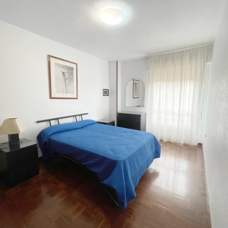Vivienda en alquiler con plaza de garaje  junto a la Estación de Tren María Zambrano